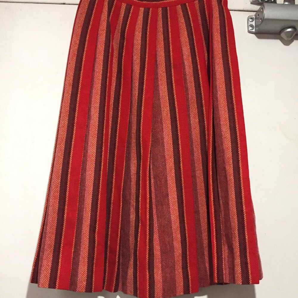 VINTAGE GARLAND STRIPE PATTERN PLEATED SKIRTS SIZE 24